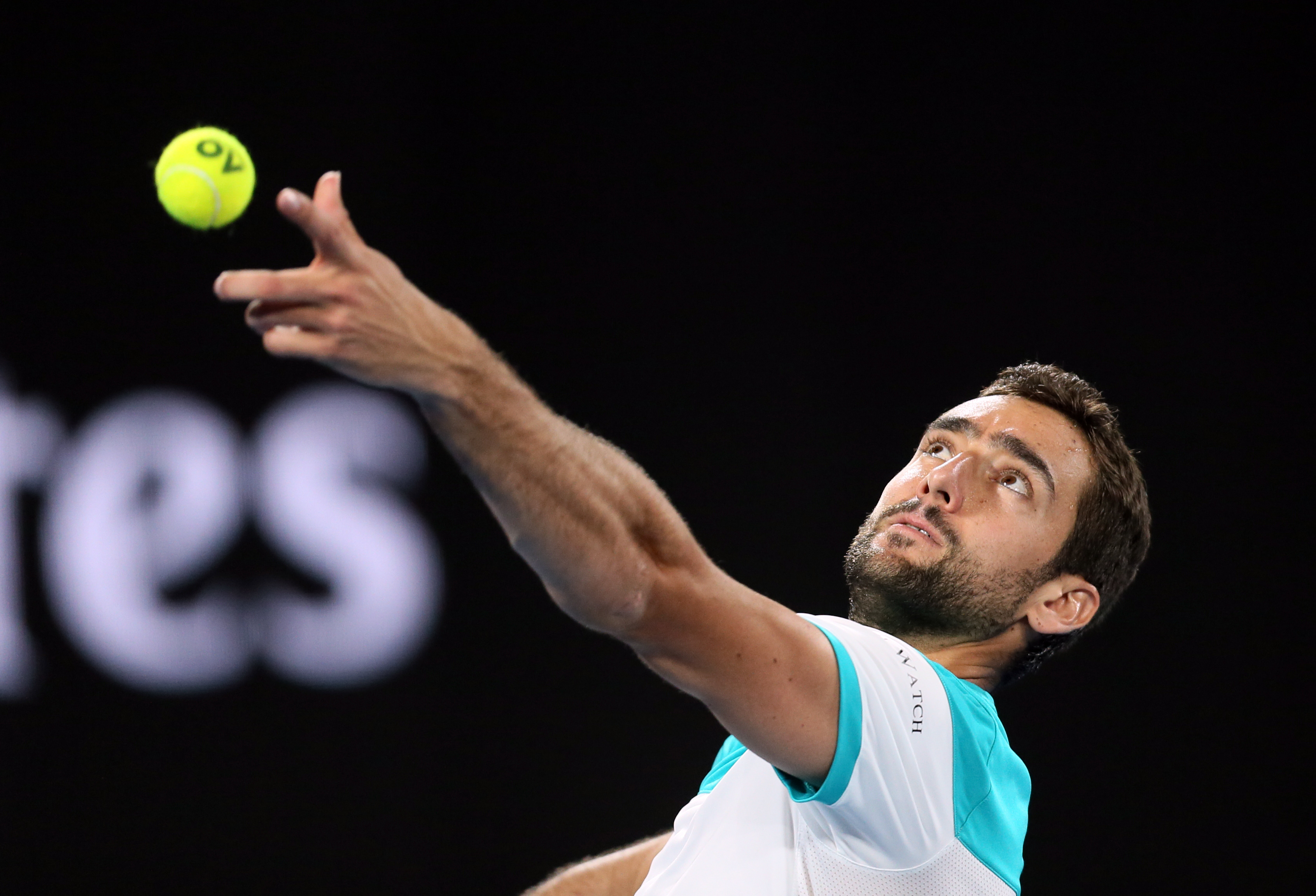 意大利网球队横扫澳大利亚网球队，费德勒惊艳世界