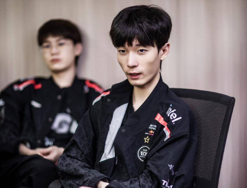 关于EDG爆冷100T，Tian惊艳世界的信息