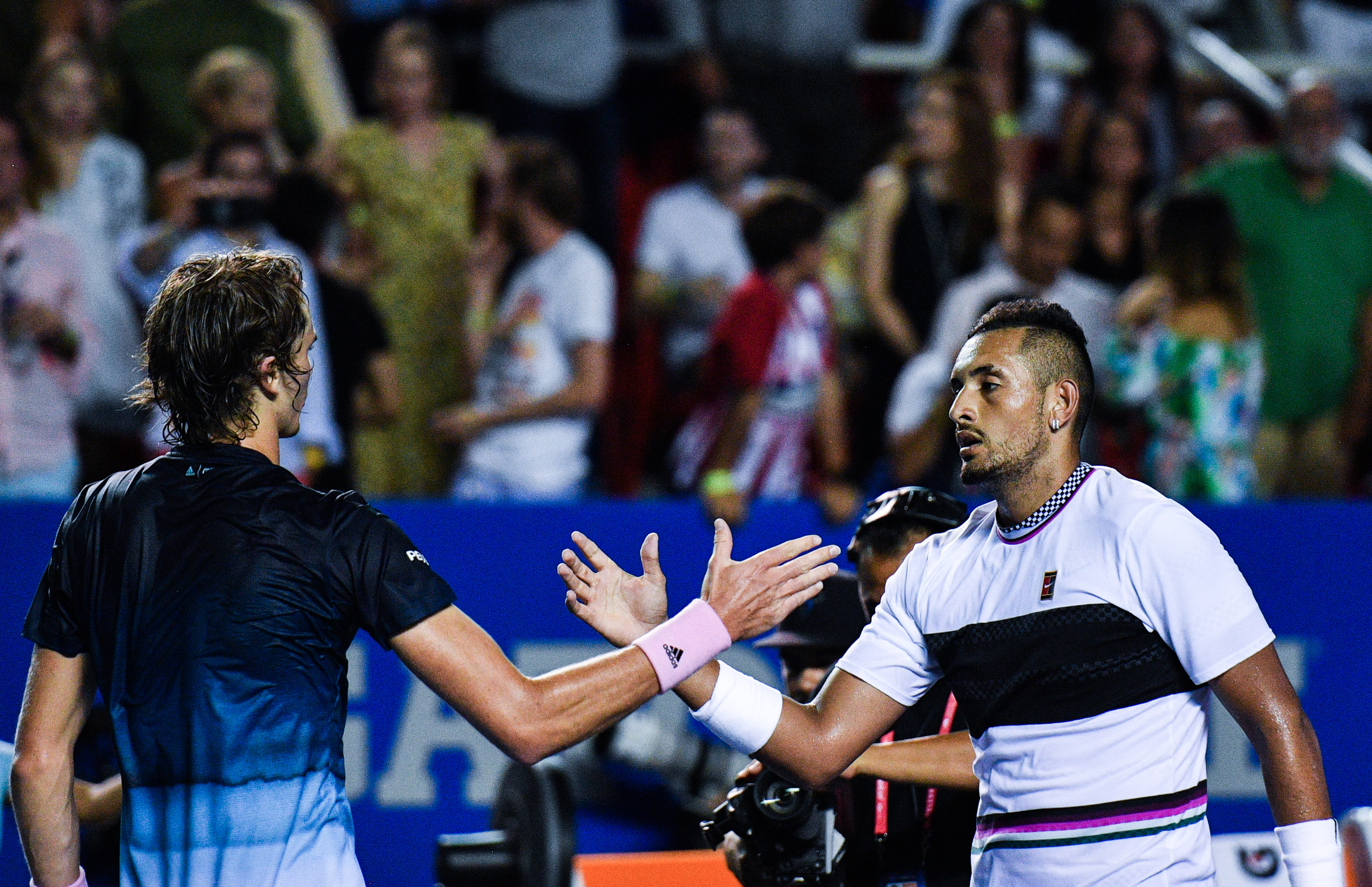 法国网球队逆转世界网球队，克耶高斯送出助攻