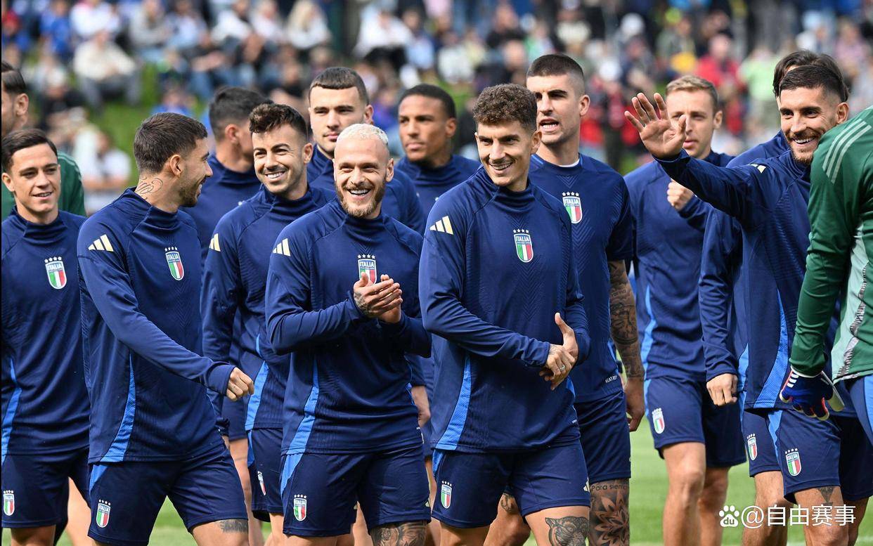 意大利足坛风云变幻，各队抢夺荣誉称号