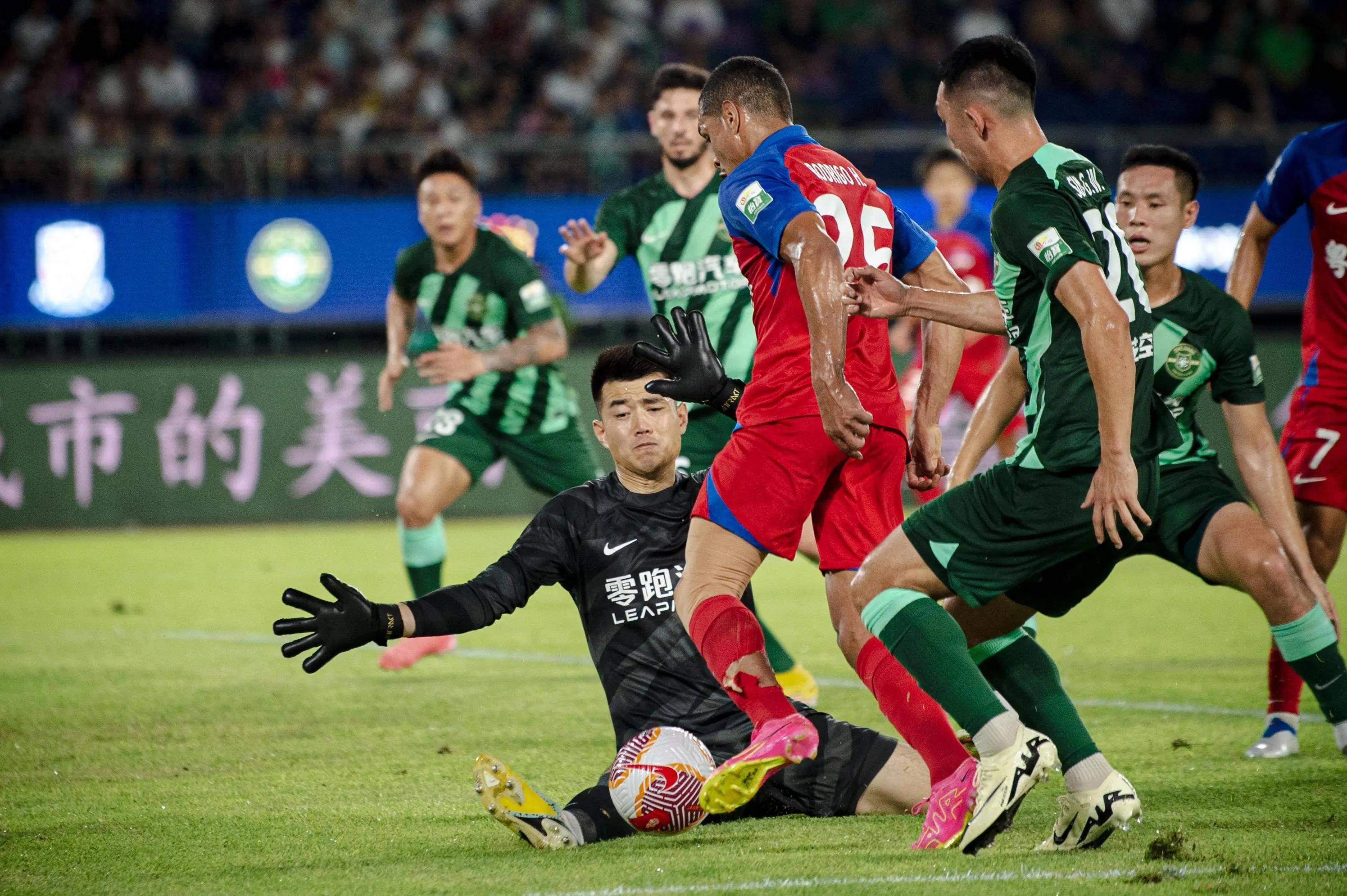 广州恒大决胜关键战，力求击败深圳乔尔的简单介绍