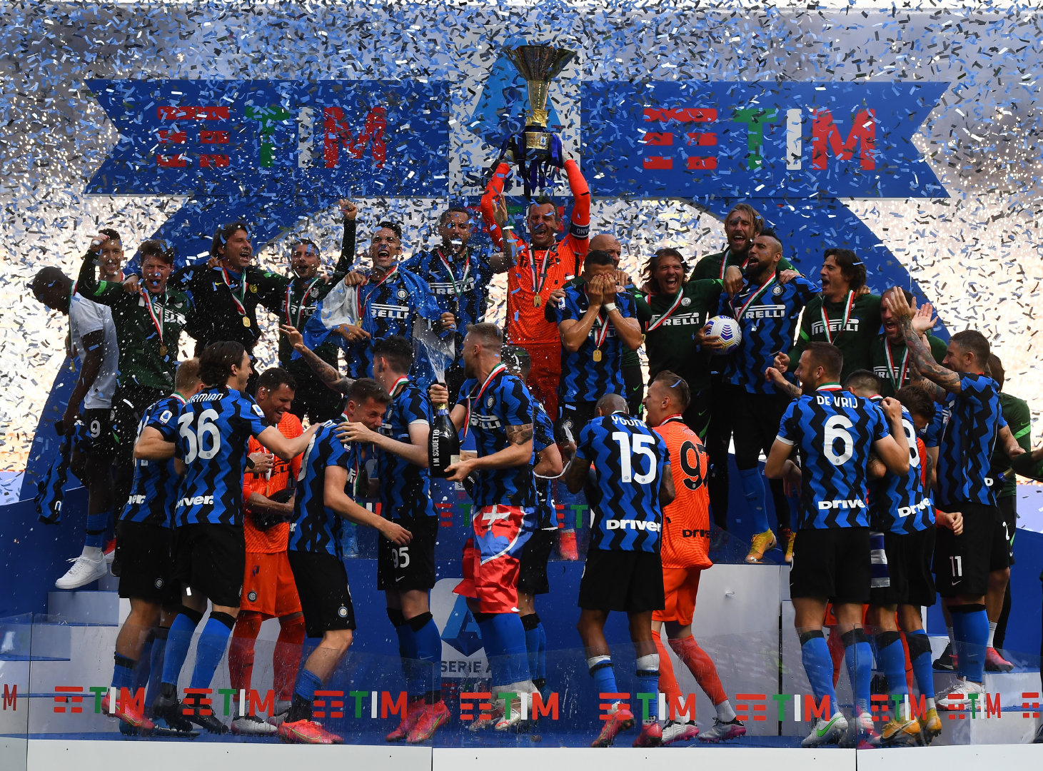 意大利足球职业联赛的一些亮点赛事 意大利足球职业联赛的一些亮点赛事