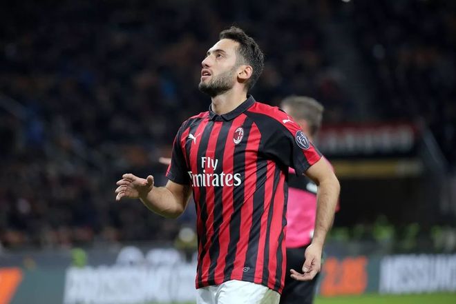 关于都灵红牛客场逆袭,获得胜利的信息 关于都灵红牛客场逆袭,获得胜利的信息