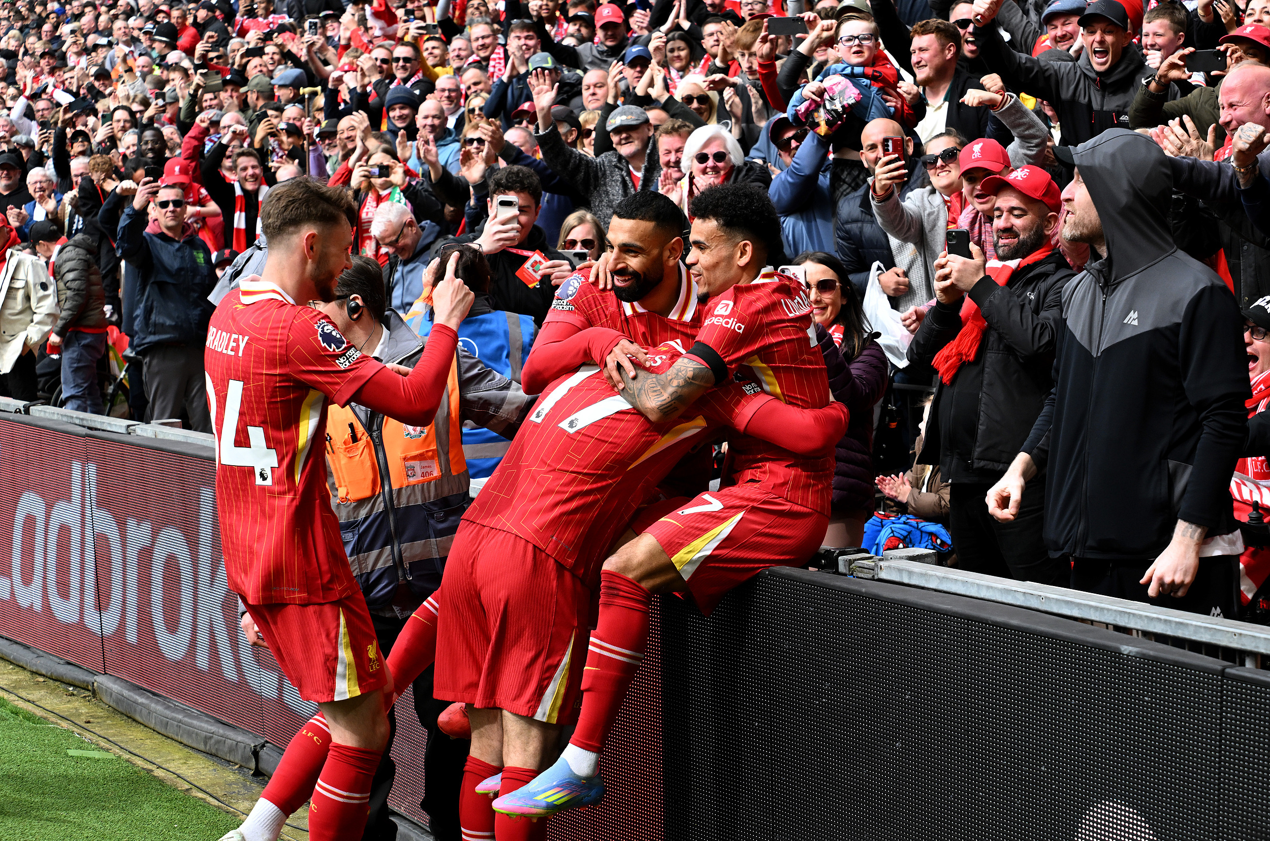 利物浦火力全开!英超赛场焦点战报! 利物浦火力全开!英超赛场焦点战报!