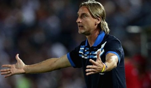 克罗托内主场失利,积分榜排名下滑的简单介绍 克罗托内主场失利,积分榜排名下滑的简单介绍