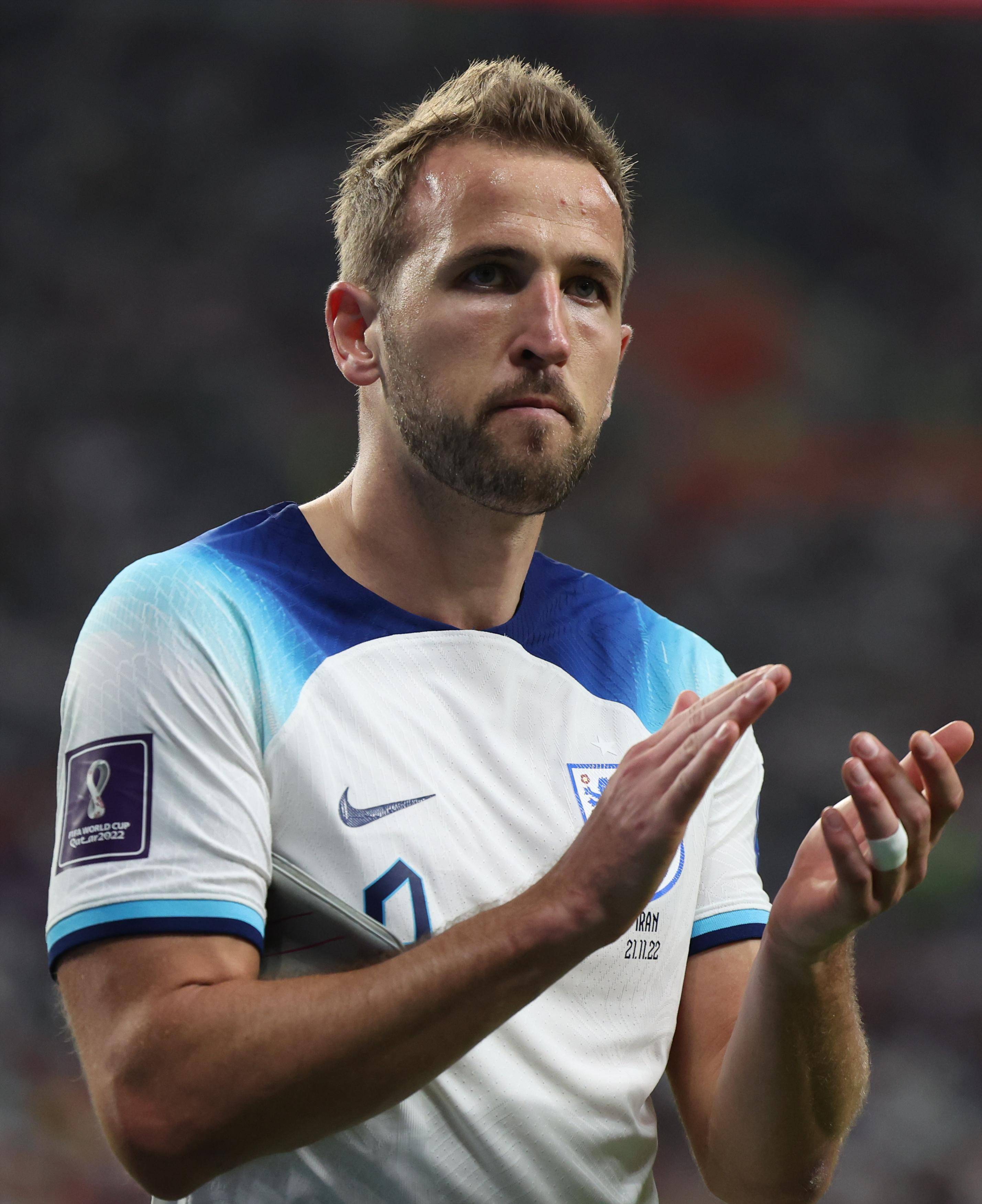 开云平台-包含英格兰鏖战阿根廷，哈里·凯恩高光表现的词条