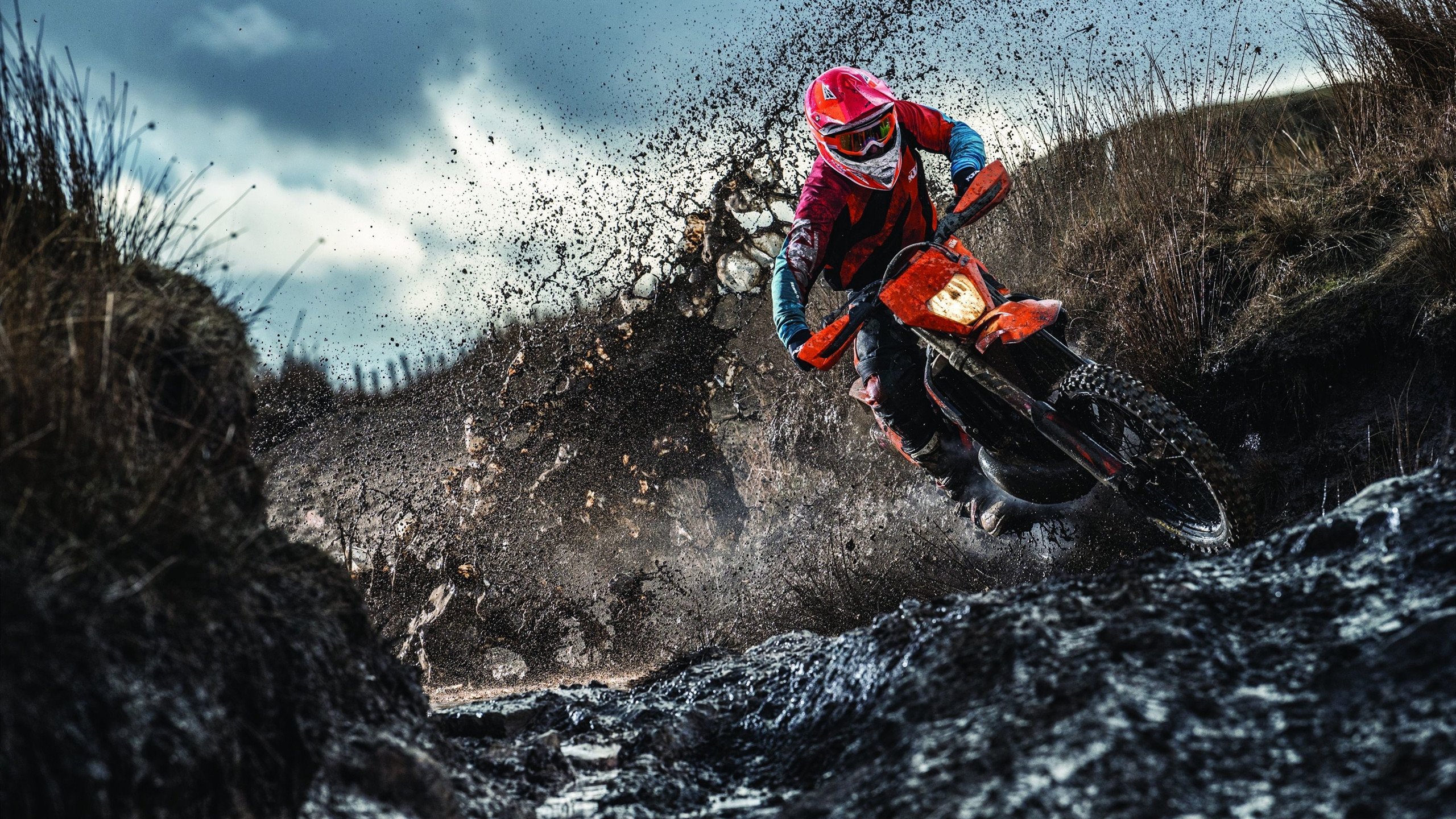 奥纳纳大场面先生，巴萨对阵美国，他如何定义现代门将的唯一性