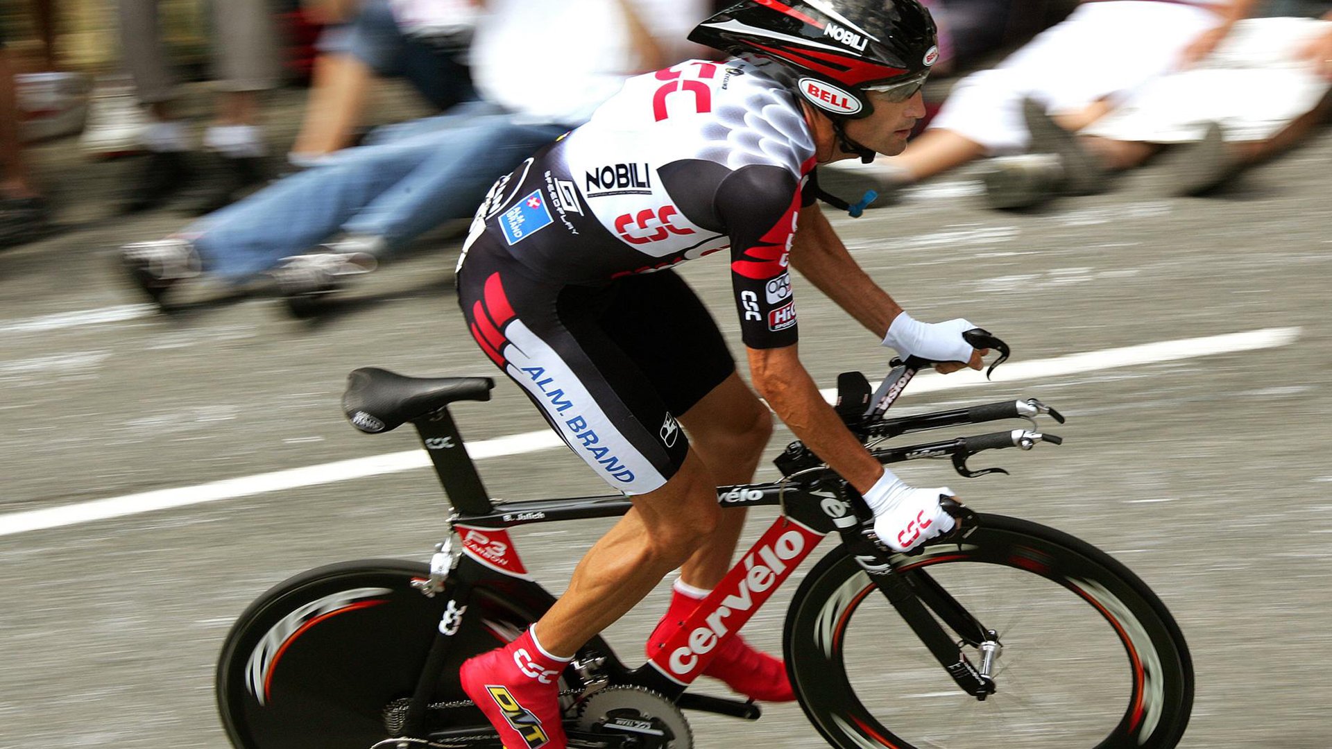 抢七生死局,勇士窒息式防守强压鹈鹕,库里关键三分定江山